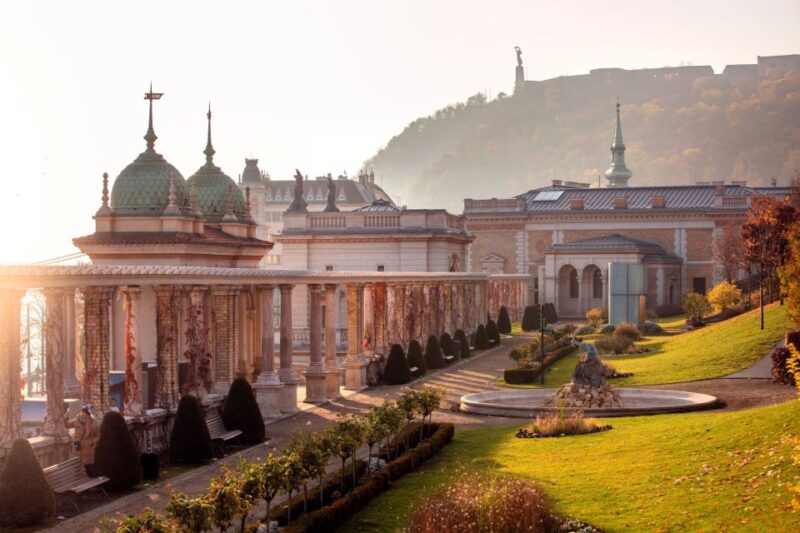 Budapest: 4-Hour Guided Bus Tour With River Cruise - Itinerary Details