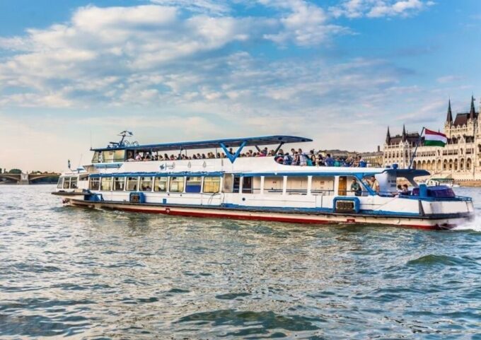 Budapest: 4-Hour Guided Bus Tour With River Cruise - Tour Pricing and Duration