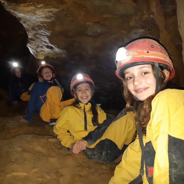 Budapest: Adventure Caving Tour With Guide - Getting to the Meeting Point