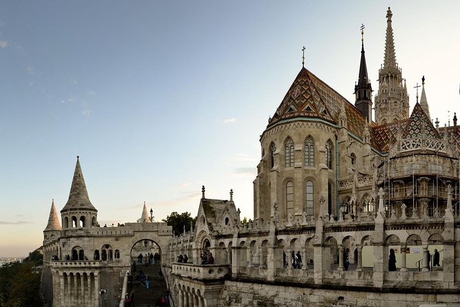 Budapest All in 1: 3-Hour Guided Bus Tour & 1hour Danube River Cruise - Public Transportation Accessibility