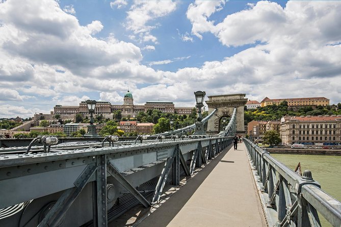 Budapest All in One Walking Tour With Strudel Stop - Inclusions
