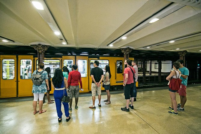 Budapest All in One Walking Tour With Strudel Stop - Weather Conditions