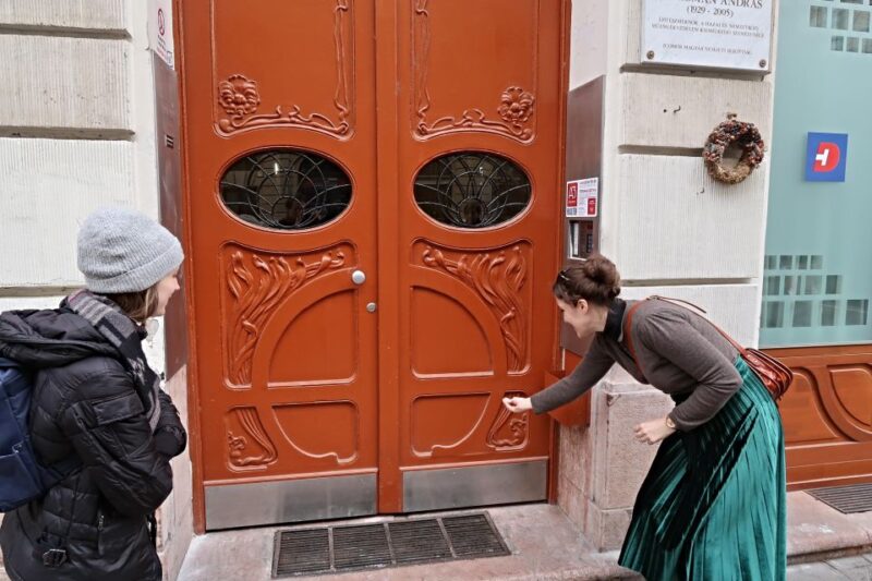 Budapest Art Nouveau Walking Tour - Key Points
