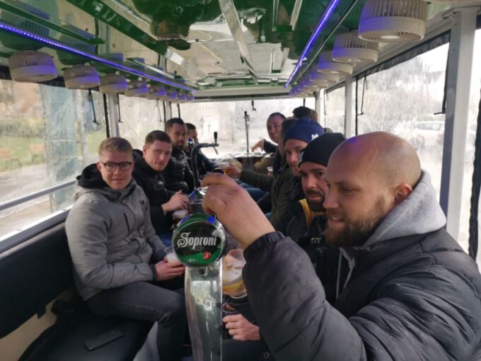 Budapest: Beer Bus Sightseeing Tour - Exploring Budapests Sights