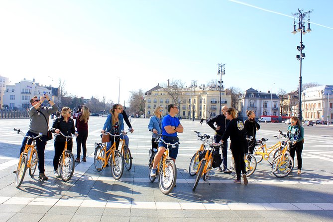 Budapest Bike Tour - Basilica and Square