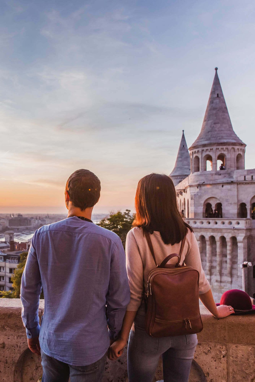 Budapest: Buda Castle Audio Guide - Tour Features