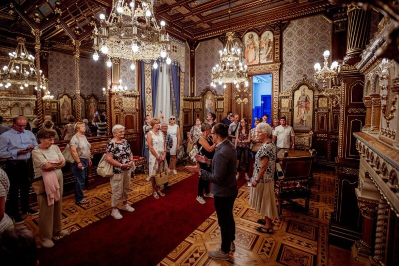Budapest: Buda Castle Walk With Saint Stephens Hall - Meeting Point and Important Information