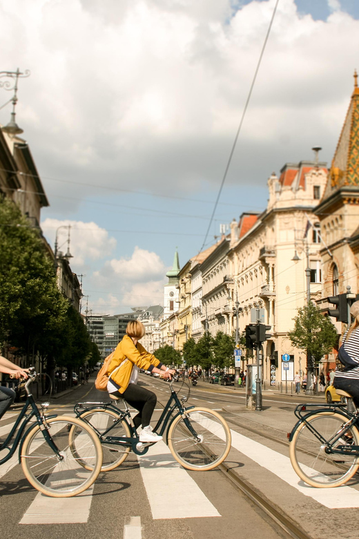Budapest by Bike - 24 Hour Bike Rental - Key Points