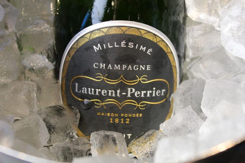 Budapest: Champagne Tasting at Étoile Champagne Bar & Snacks - Key Points