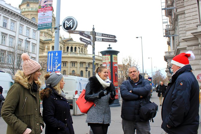 Budapest Christmas Walking Tour With Basilica Entry - Tips for Enjoying the Tour