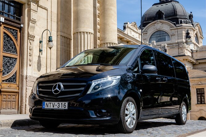 Budapest City - Budapest Airport Transfer - Vehicle and Amenities