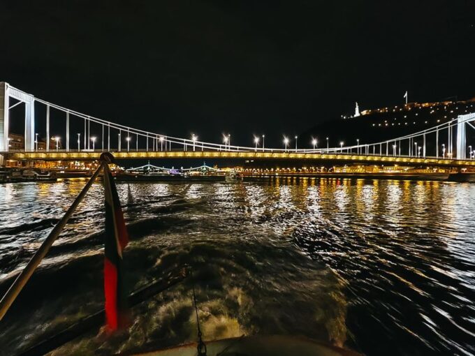 Budapest: City Highlights Cruise With Welcome Drink - Frequently Asked Questions