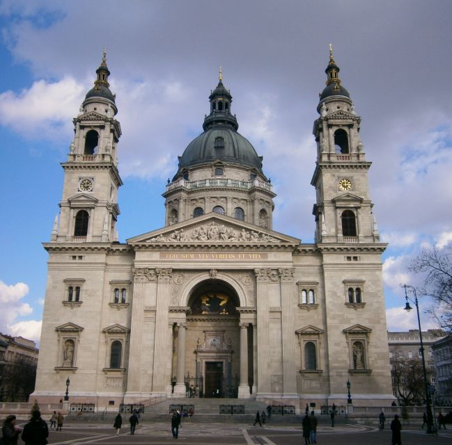 Budapest: City Tour Like a Local - Discover Budapests Landmarks