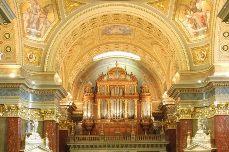 Budapest: Classical Music Concerts in St Stephens Basilica - Key Points