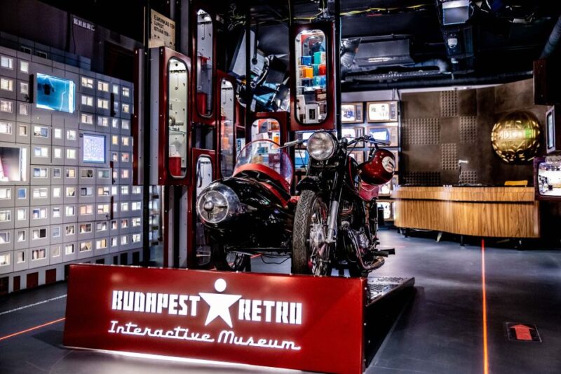 Budapest: Communist History Tour With House of Terror Option - Exploring the Budapest Retro Center