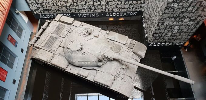 Budapest: Communist History Tour With House of Terror Option - Navigating Language Barriers
