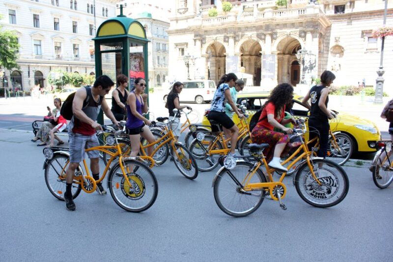 Budapest: Danube River Views Bike Ride - Key Points