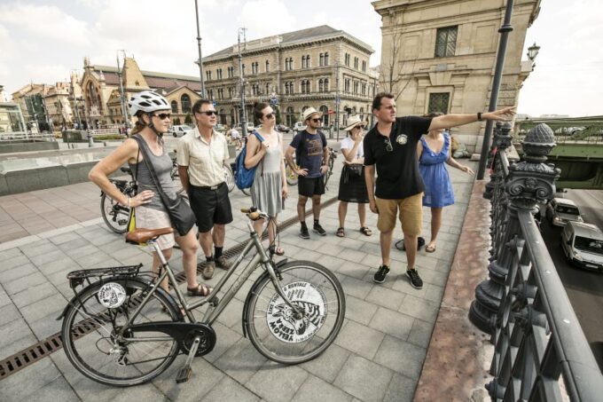 Budapest: Danube River Views Bike Ride - Customer Feedback and Ratings