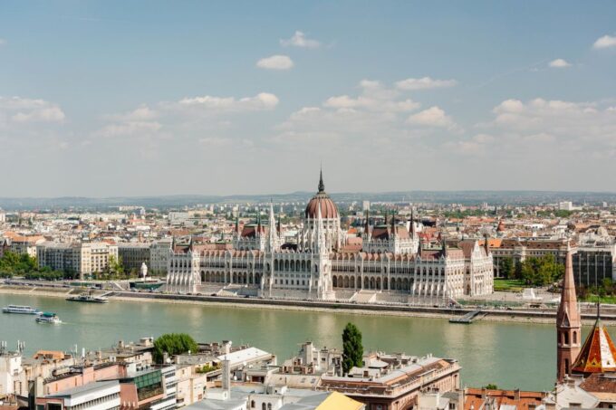 Budapest Day Trip From Vienna - Breathtaking Views of the Danube