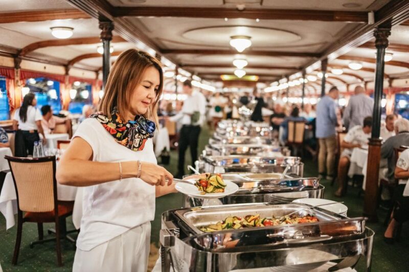 Budapest: Dinner Cruise With Live Music and Folk Dance Show - Itinerary Details