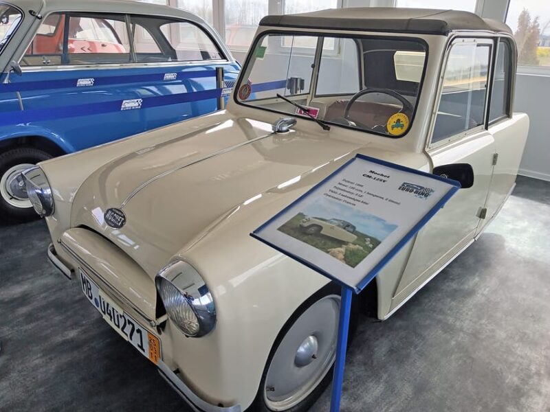 Budapest: Euroring Old Timer Museum Ticket & Hotel Transfers - Key Points