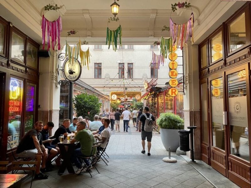 Budapest: Festive & Jewish Quarter Self-Guided Walking Tour - Booking and Meeting