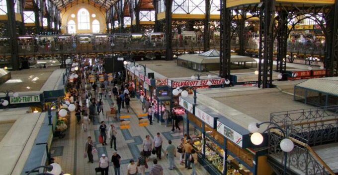 Budapest: Food and Wine Tastings Tour - Explore the Central Market Hall