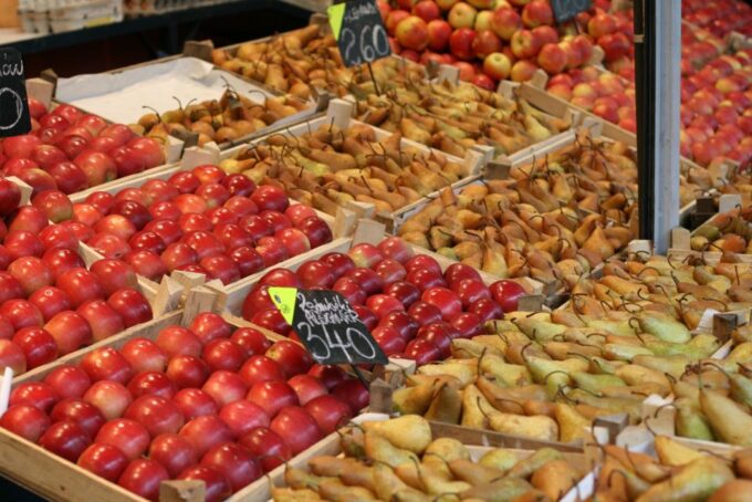 Budapest: Food and Wine Tastings Tour - Discover Hungarian Culinary Delights