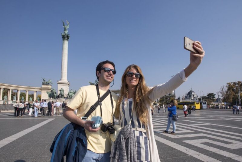 Budapest: Grand City Tour With Parliament Visit - Exploring Notable Sites