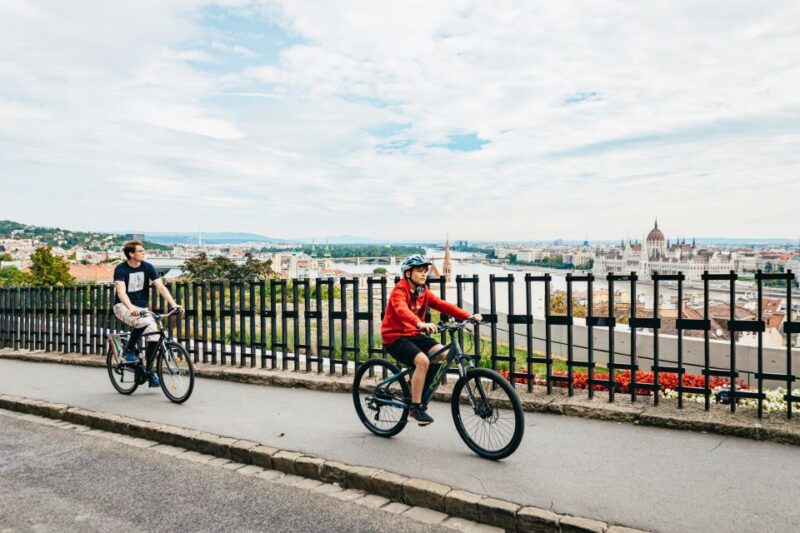 Budapest: Grand Sightseeing Bike Tour - Highlights and Experience