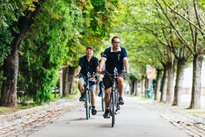 Budapest: Grand Sightseeing Bike Tour - Landmarks Visited