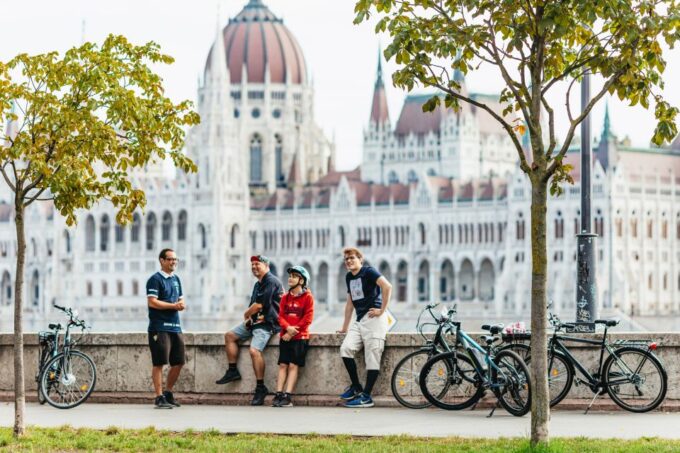 Budapest: Grand Sightseeing Bike Tour - Frequently Asked Questions