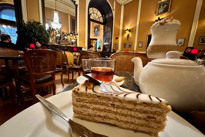 Budapest Greatest Hits Full Day Private Tour With Lunch & Dessert - Itinerary Customization