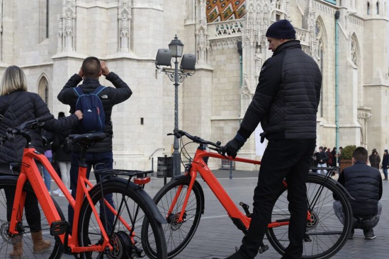 Budapest: Guided Downtown Electric Bike Tour - Itinerary Highlights
