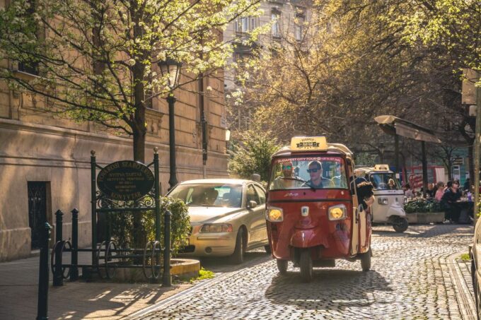 Budapest: Half-Day Exclusive Highlights Private Tour - Flexible Itinerary for Personalized Exploration