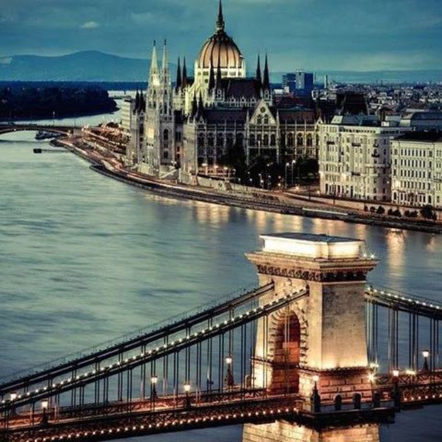Budapest: Half-Day Highlights Small Group Private Tour - Transportation and Accessibility