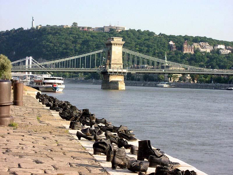 Budapest: Half-Day Small Group Jewish History Tour - Key Points