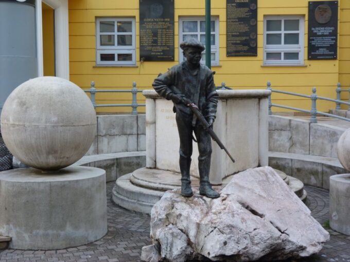 Budapest Half-Day Tour: Life Behind the Iron Curtain - Frequently Asked Questions