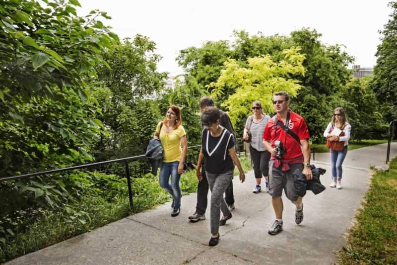 Budapest: Highlights Walking Tour With Strudel House Stop - Customer Reviews and Ratings