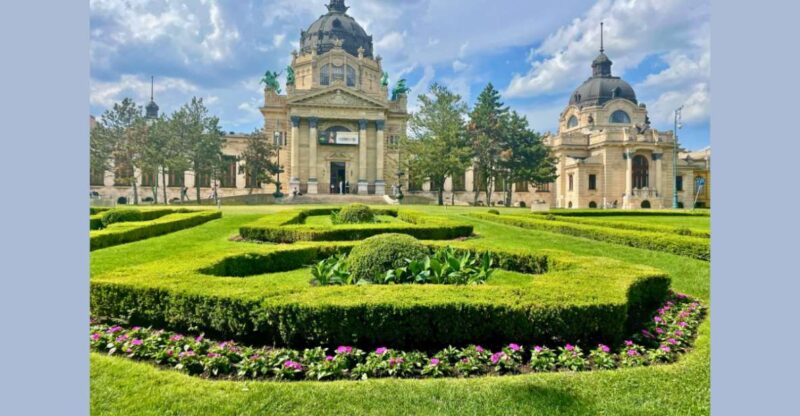 Budapest: Historical Heroes & Hot Spa Self-Guided Audio Tour - Booking and Cancellation