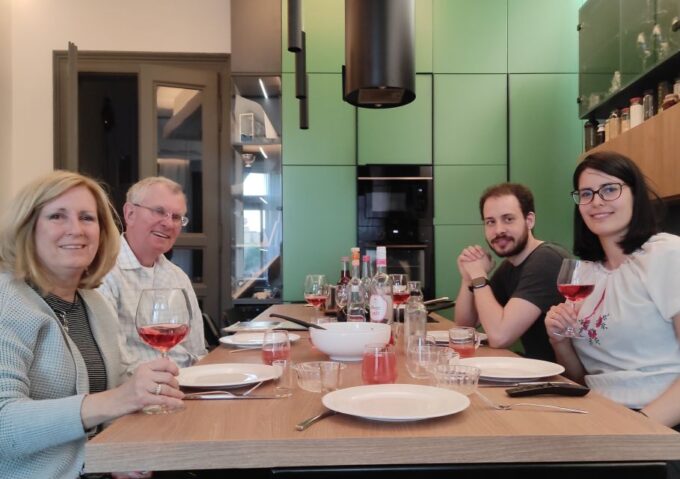 Budapest: Hungarian Meal in a Local Home (Dinner / Lunch) - Cultural Immersion