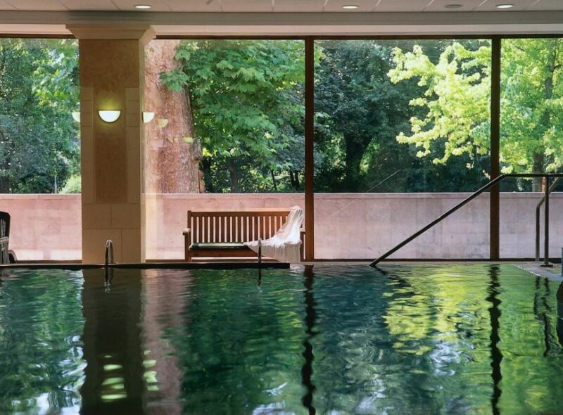 Budapest: Margaret Island Day Spa Entry Ticket - Key Points