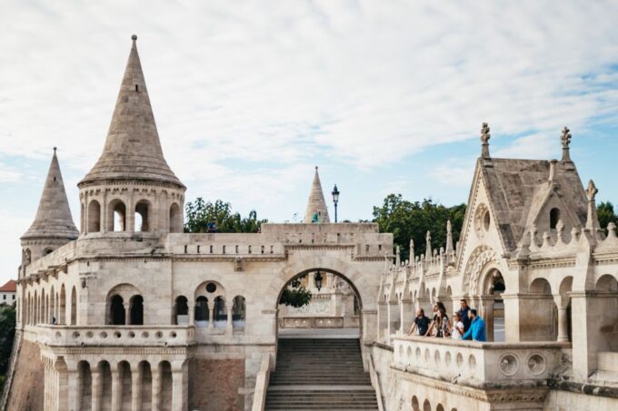Budapest: MonsteRoller E-Scooter Tour - Exploring Budapest by E-Scooter