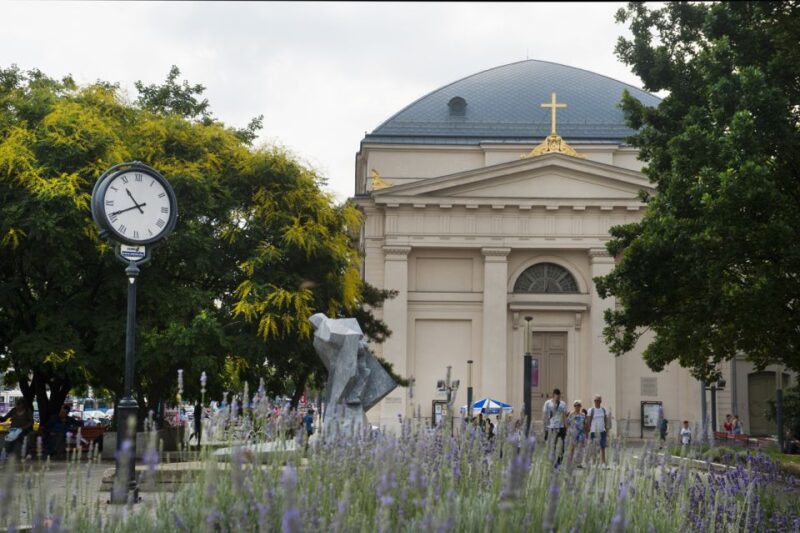 Budapest: Multilingual Highlights Tour - Itinerary Highlights