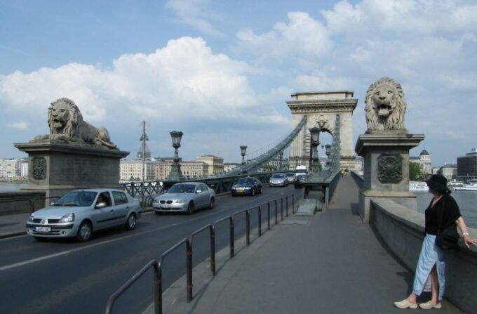 Budapest: Multilingual Highlights Tour - Frequently Asked Questions