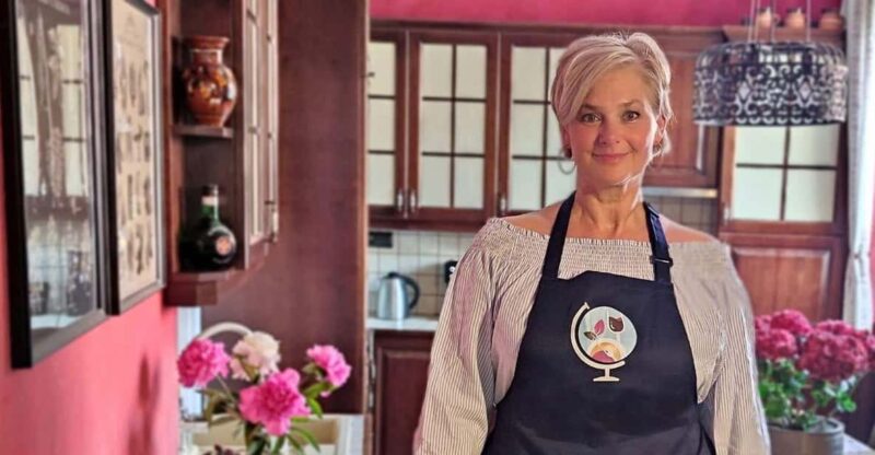 Budapest: Nellicious Private Food Tour - Booking Information
