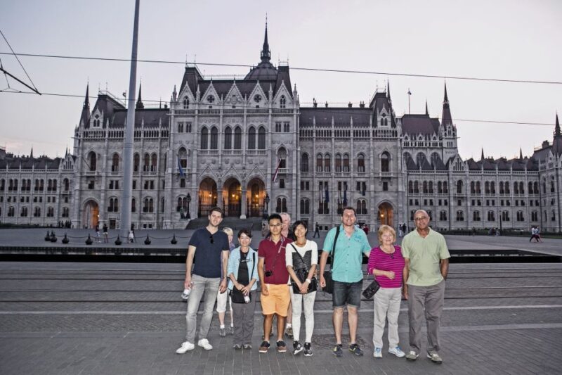 Budapest: Night Walking Tour With Danube River Cruise - Experience Highlights