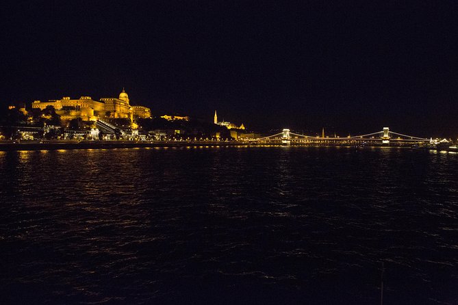 Budapest Night Walking Tour With Danube River Cruise - Highlight Attractions