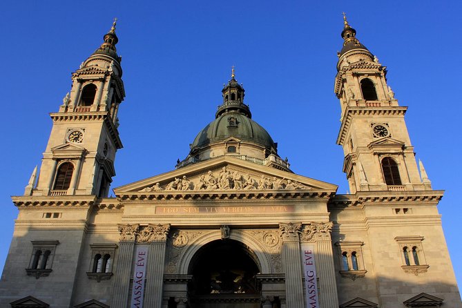Budapest Night Walking Tour With Danube River Cruise - Group Size Limit