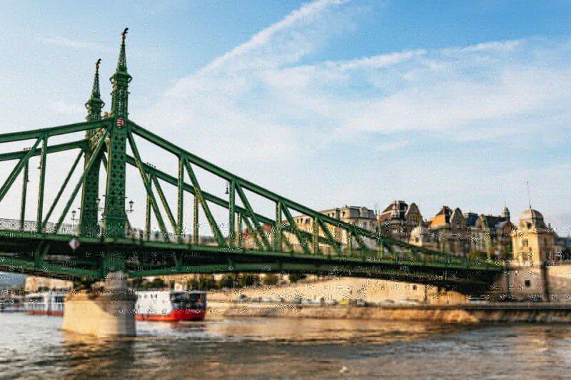 Budapest: Nighttime or Daytime Sightseeing Cruise - Cruise Safety and Cancellation